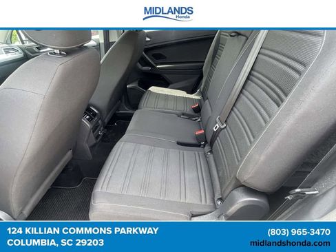 Used 2022 Volkswagen Tiguan S FWD image 9