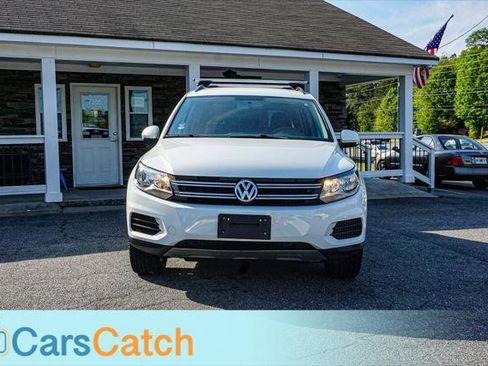 Used 2017 Volkswagen Tiguan Limited w/ Premium Package image 11