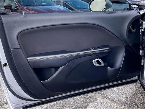 Used 2021 Dodge Challenger SXT RWD image 15