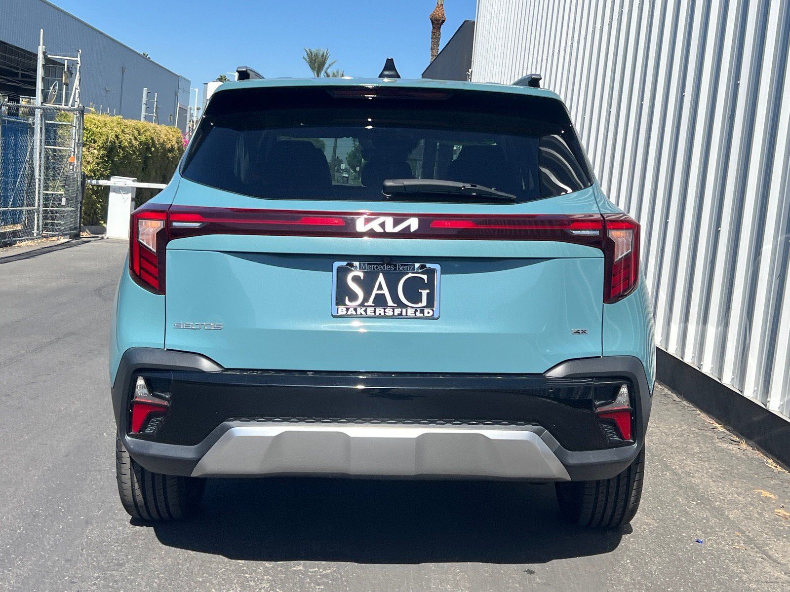 Used 2024 Kia Seltos SX w/ SX Sunroof Package AWD/4WD image 5