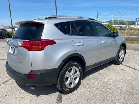 Used 2013 Toyota RAV4 XLE image 5