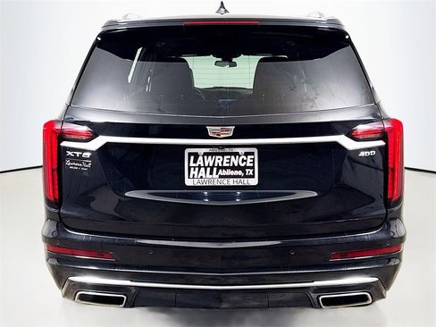 Certified 2025 Cadillac XT6 Premium Luxury image 5