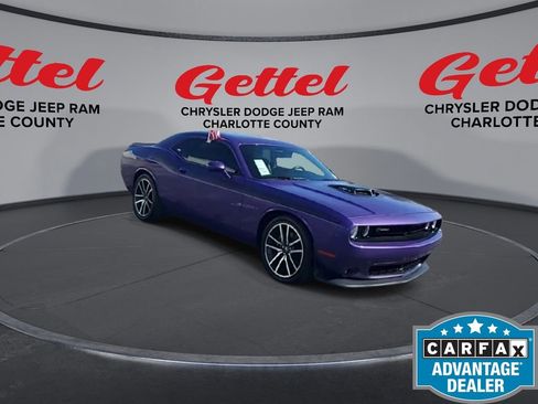 Used 2023 Dodge Challenger R/T w/ Plus Package image 2
