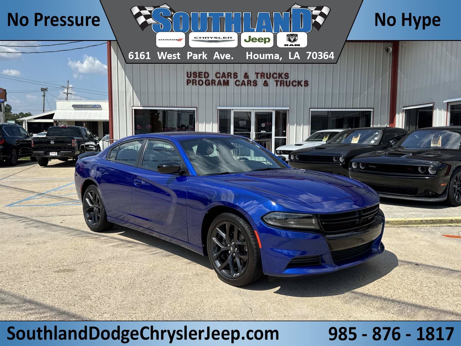 Used 2022 Dodge Charger SXT w/ Blacktop Package RWD image 1