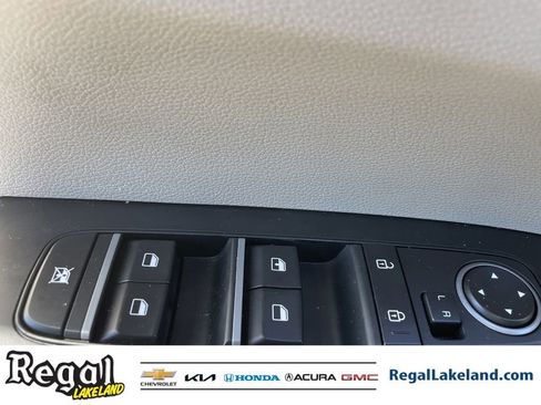 Used 2022 Kia Forte LXS image 17