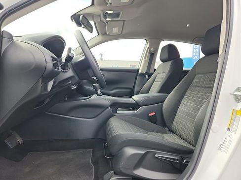 Used 2023 Honda HR-V LX image 13