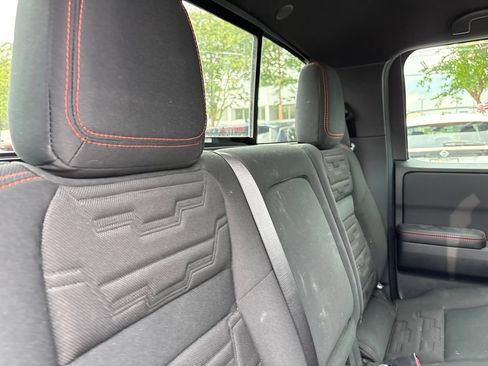 Used 2025 Nissan Frontier PRO-4X AWD/4WD image 24