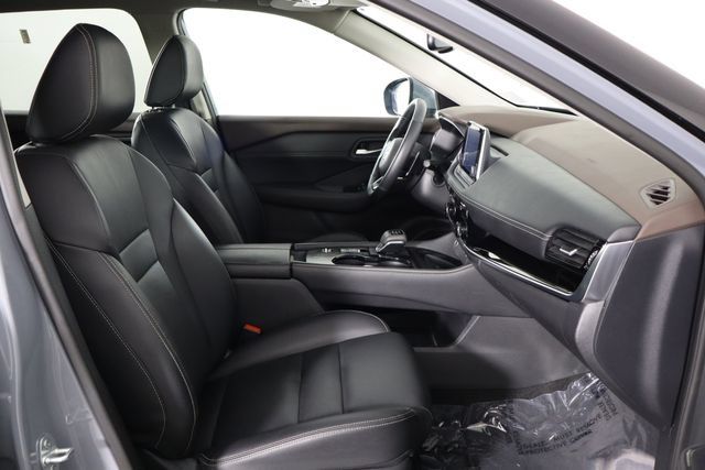 Used 2023 Nissan Rogue SL FWD image 17