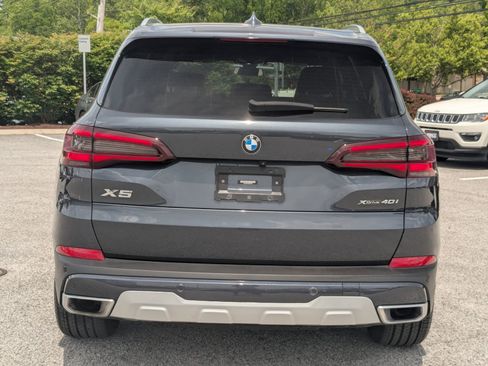 Used 2022 BMW X5 xDrive40i w/ Premium Package AWD/4WD image 11