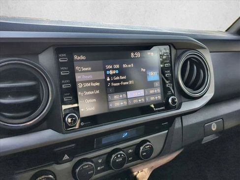 Used 2021 Toyota Tacoma TRD Sport image 13