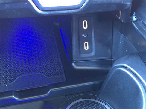 New 2026 Mercedes-Benz GLC 300 4MATIC image 14