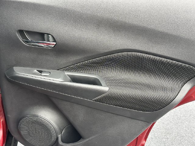 Used 2023 Nissan Kicks SV FWD image 13