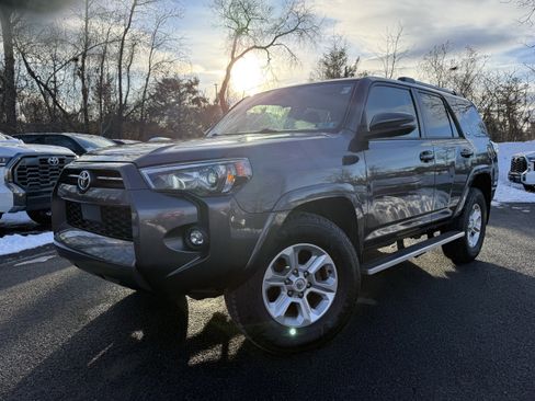 Used 2022 Toyota 4Runner SR5 Premium w/ Moonroof Package image 1