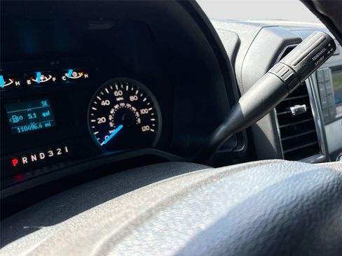 Used 2015 Ford F150 XLT RWD image 15