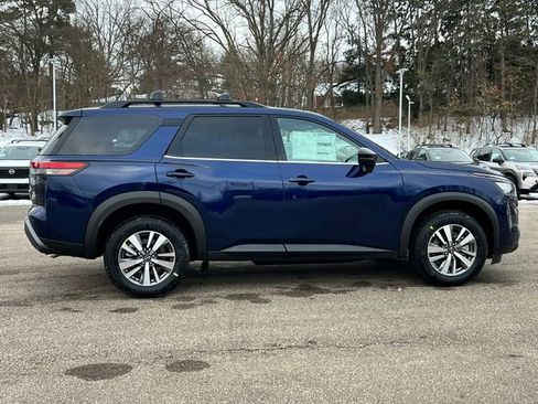 New 2026 Nissan Pathfinder SL image 45