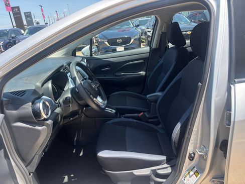 Used 2025 Nissan Versa SV FWD image 24