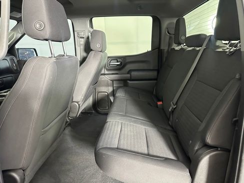 Used 2022 Chevrolet Silverado 1500 Custom AWD/4WD image 17