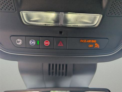 New 2025 Chevrolet Silverado EV LT image 20