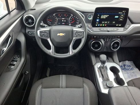 Certified 2024 Chevrolet Blazer LT w/ Convenience Package FWD image 13