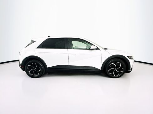 Used 2024 Hyundai Ioniq 5 SE image 10