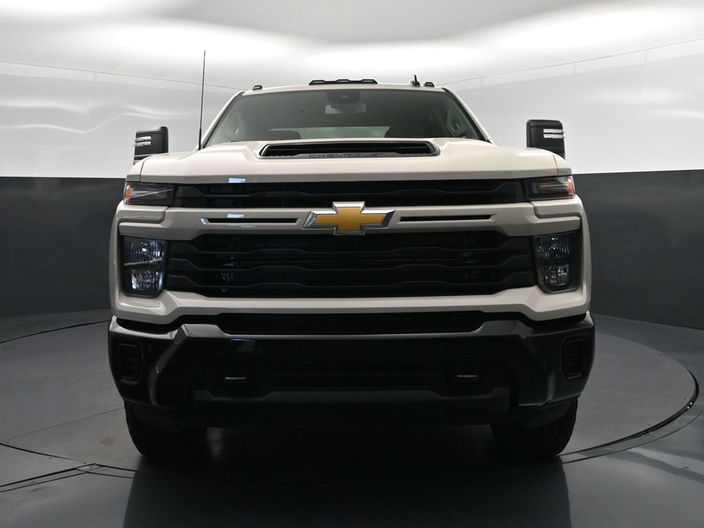 New 2026 Chevrolet Silverado 2500 Custom w/ Custom Value Package AWD/4WD image 10
