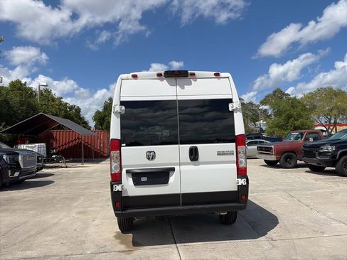 Used 2023 RAM ProMaster 2500 image 4