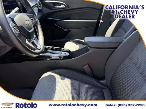 Used 2024 Chevrolet Trax LT w/ Driver Confidence Package FWD image 17