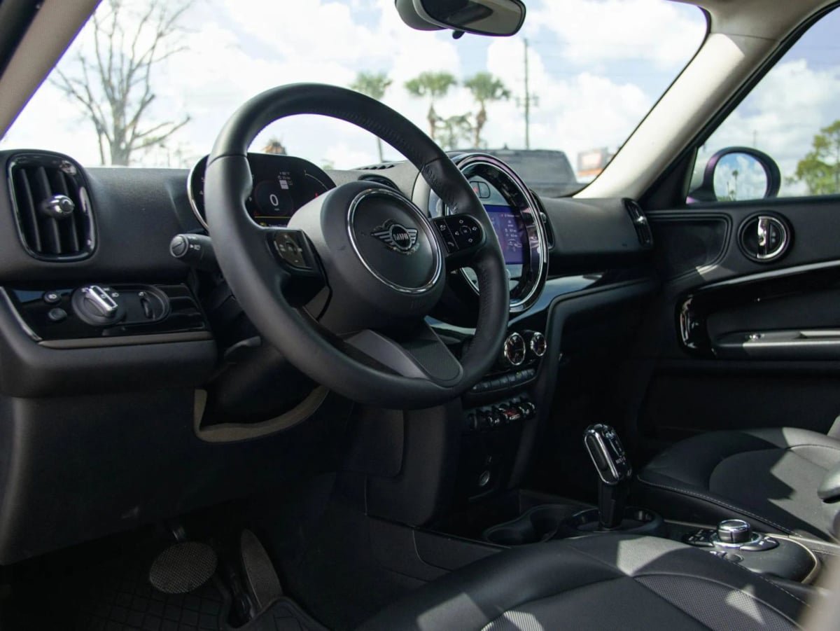 Used 2023 MINI Cooper Countryman FWD image 18