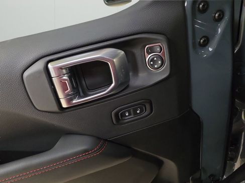 New 2026 Jeep Wrangler Unlimited Rubicon AWD/4WD image 10