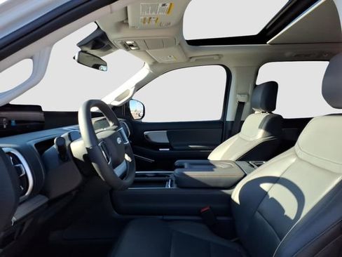 New 2025 Ford Expedition Max Active image 5