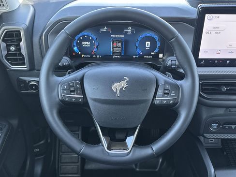 Used 2025 Ford Bronco Sport Badlands w/ Badlands Tech Package AWD/4WD image 19