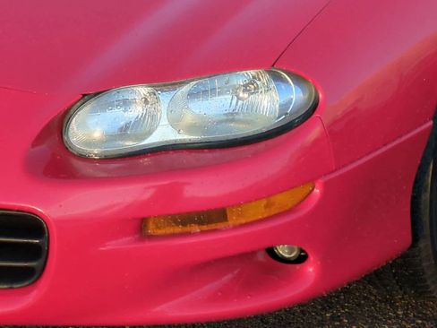 Used 2002 Chevrolet Camaro LT image 12