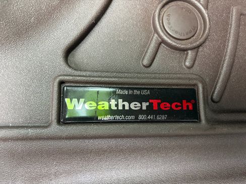 Used 2015 Chevrolet Silverado 2500 High Country image 53