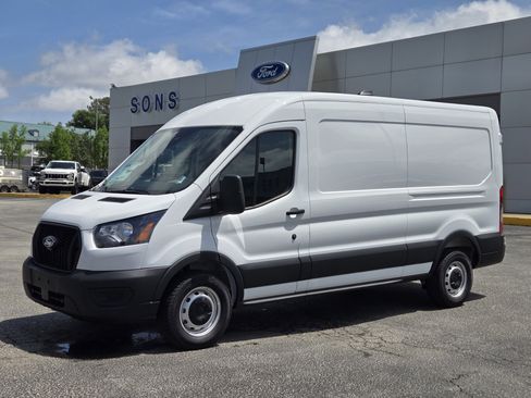 New 2026 Ford Transit 250 148 Medium Roof RWD image 2