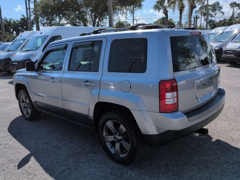 Used 2017 Jeep Patriot Sport w/ Power Value Group FWD image 7