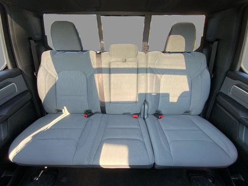 Used 2021 RAM 1500 Big Horn AWD/4WD image 14