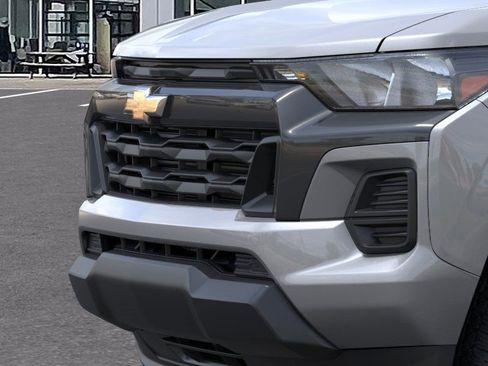 New 2026 Chevrolet Colorado LT image 13