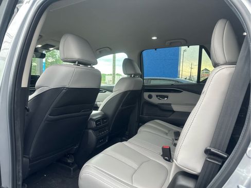 Used 2024 Honda Pilot EX-L image 12