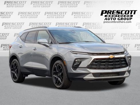 Used 2023 Chevrolet Blazer LT w/ Convenience Package FWD image 1