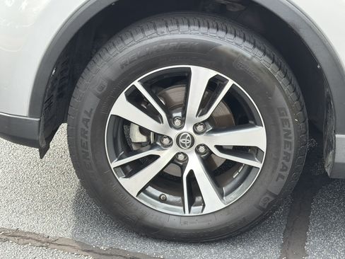Used 2017 Toyota RAV4 XLE w/ Plus Special Value Package FWD image 27