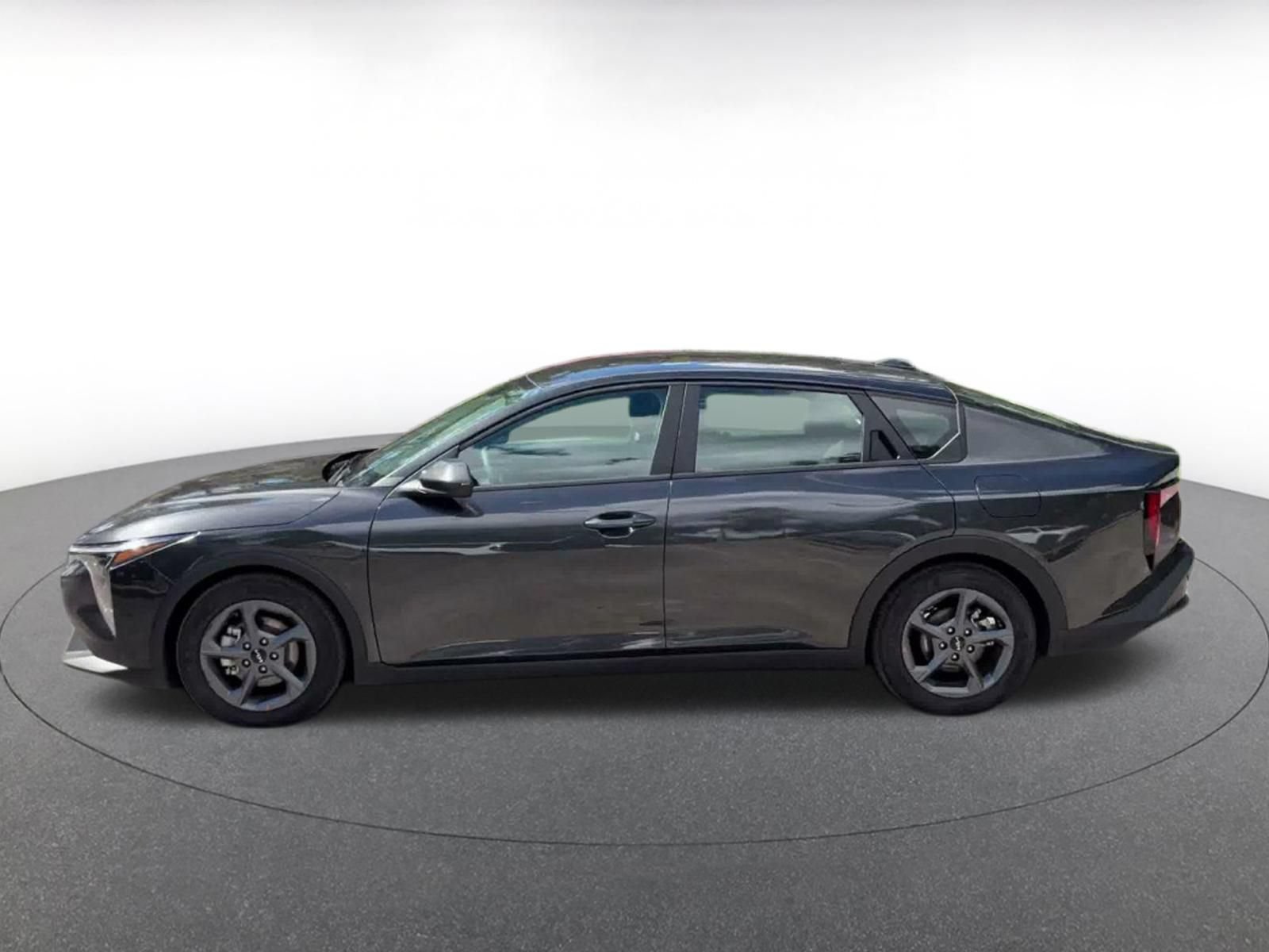 Used 2026 Kia K4 FWD image 8