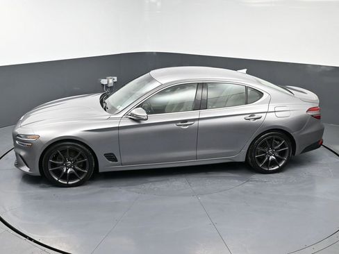 Used 2023 Genesis G70 2.0T image 47