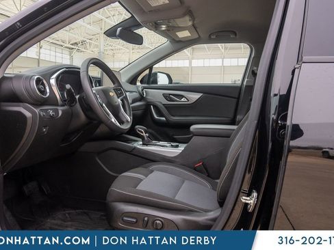 Used 2024 Chevrolet Blazer LT w/ Convenience Package image 3