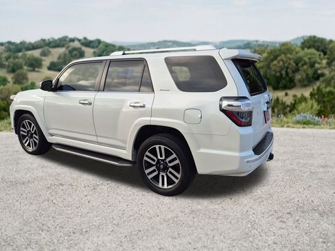 Used 2016 Toyota 4Runner Limited RWD image 8