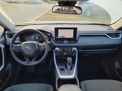 Used 2024 Toyota RAV4 XLE image 26