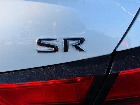 Used 2020 Nissan Altima 2.0 SR image 15