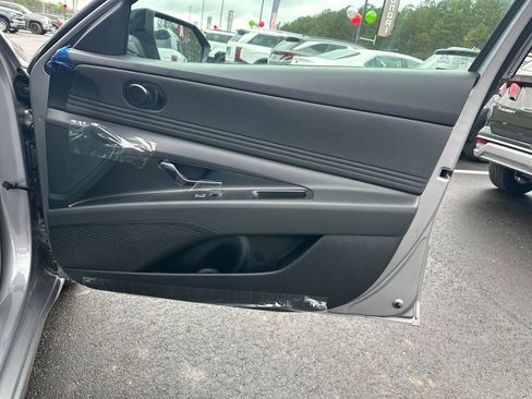 New 2025 Hyundai Elantra Sport image 14