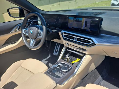 Used 2024 BMW 430i Convertible w/ M Sport Package image 18