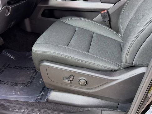 New 2026 RAM 1500 Big Horn AWD/4WD image 19