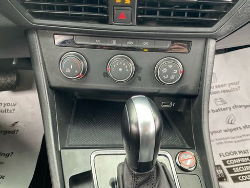 Used 2019 Volkswagen Jetta S w/ Driver Assistance Package image 19